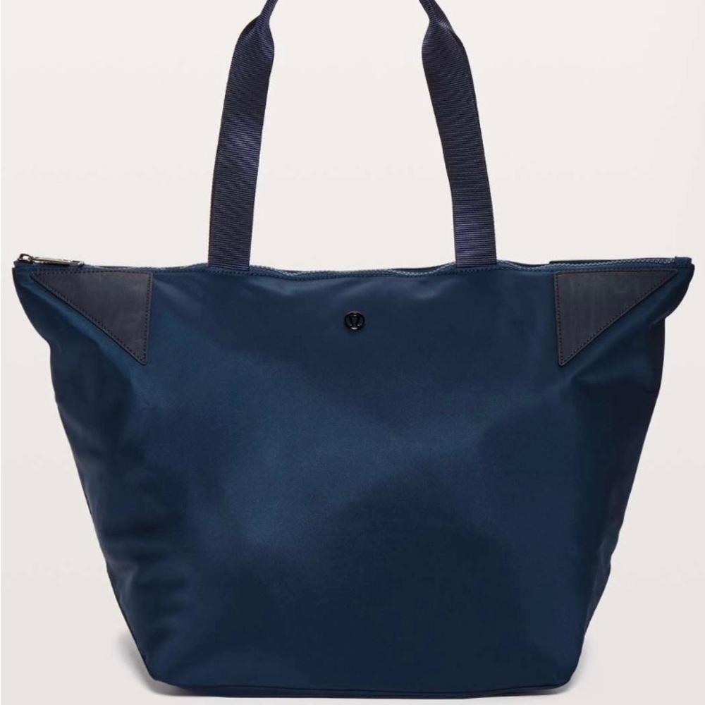 LULULEMON ACUTE TOTE 23L Mineral blue/ Midnight Navy